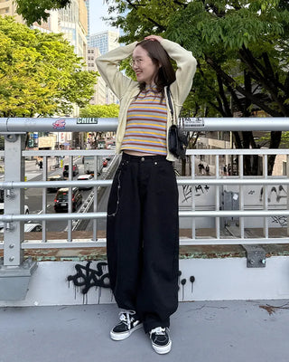 Mini pendant V-neck cardigan
