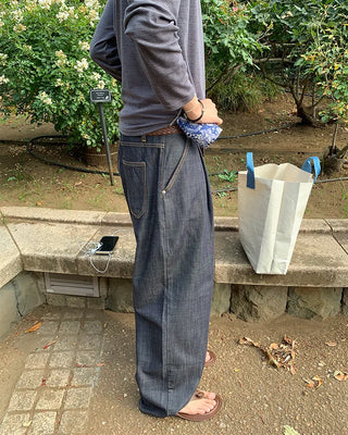 One-tuck indigo wide denim pants