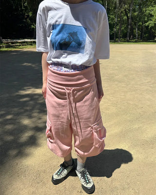 Wide-waist pocket Bermuda shorts