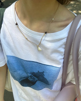 Vintage shell pendant necklace