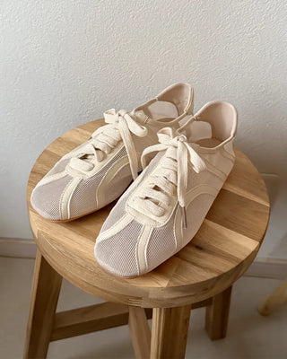 Mesh sneakers