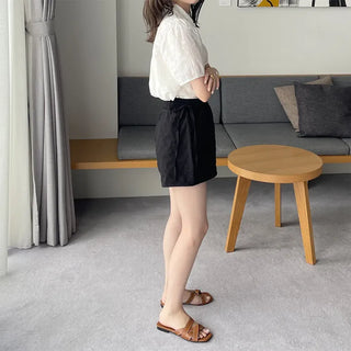 Flower embossed shorts
