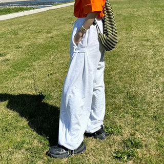Side-button sweatpants