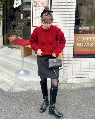 Cable Round Neck Knit