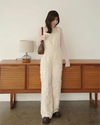 (ORIGINAL) Heart Neck Feather Jumpsuit