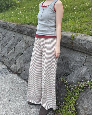 Square neck button sleeveless