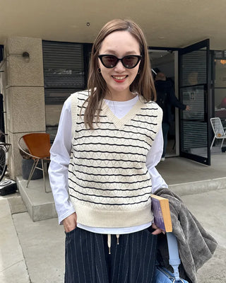 Openwork striped V-neck vest
