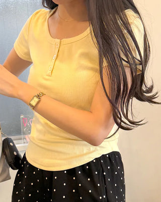 Button Point Round Short Sleeve T-Shirt