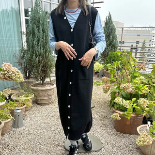 V-neck sleeveless long cardigan dress