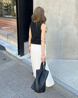 V-neck knit vest