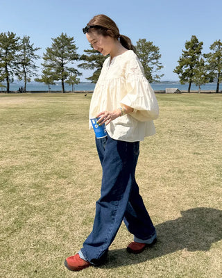 Jacquard lace balloon flare blouse