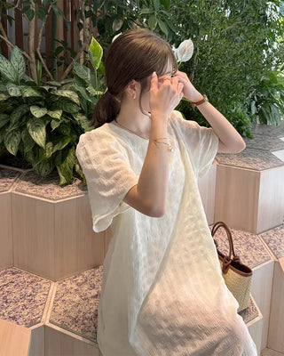 Long dress with ruffled hem