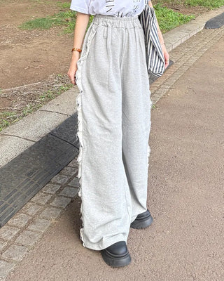 Side-frill sweatpants