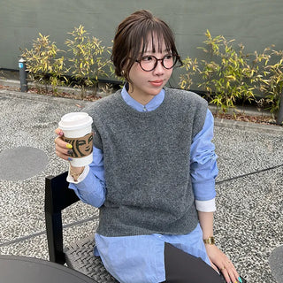 Basic Round Neck Knit Vest