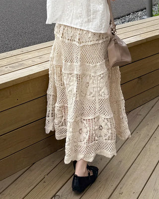 Knitted banded long skirt