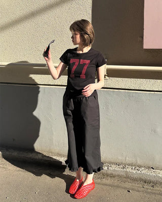 Frilled hem wide half pants