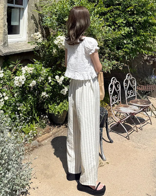 Bust strap ribbon puff frill blouse