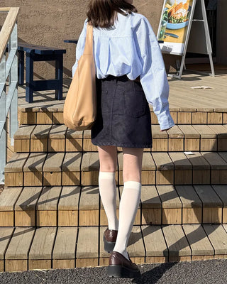 Simple low-rise denim short skirt