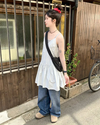 Pocket shoulder bag