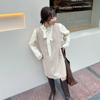 Ribbon tie blouse
