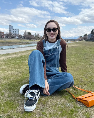 Raglan sleeve color-point knit