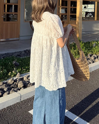 V-neck string punching blouse