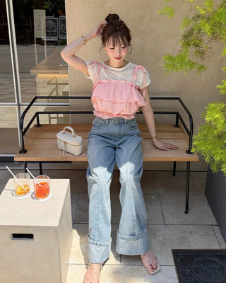 Rolled-up wide-leg denim pants