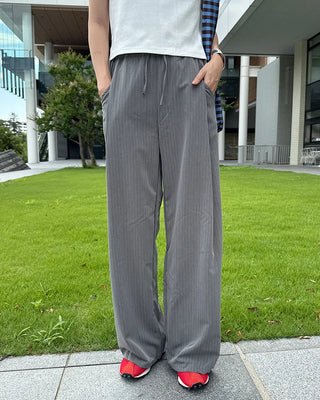 Pintuck stripe banding slacks