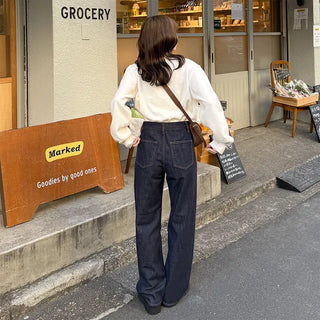 Pocket-stitched bootcut low-rise denim