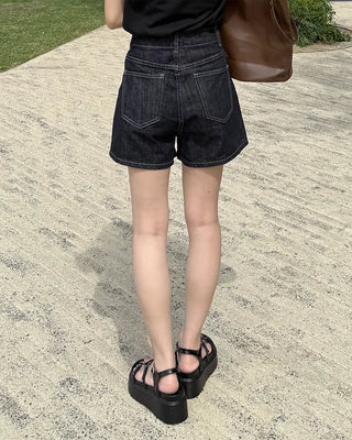 Stitch Low Short Denim Pants