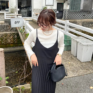 Boat neck knit