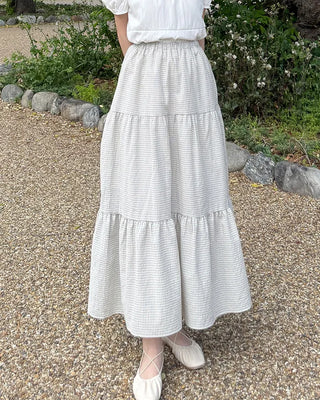 Checked long skirt