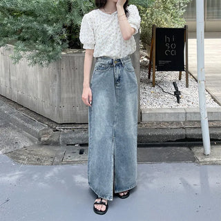 Front slit denim long skirt