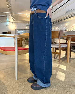 Wide-fit low-rise denim pants