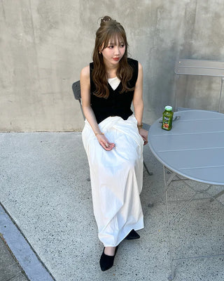 V-neck knit vest