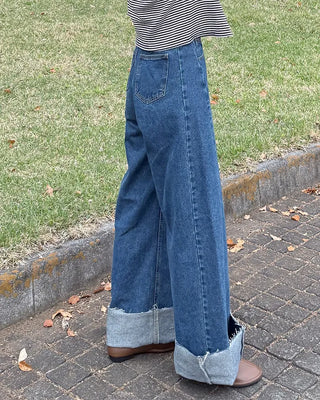 Side pintuck wide denim pants