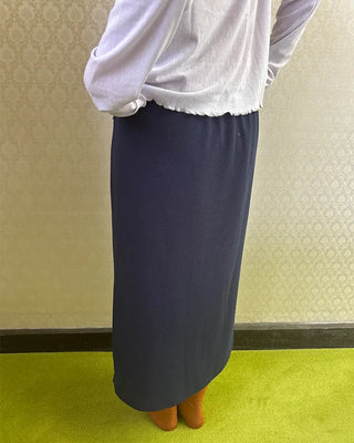 Elastic waist ribbed long skirt