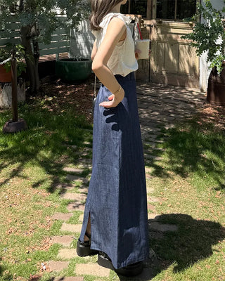 One-shoulder polka dot sleeveless top