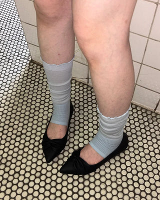 Front gathered pointed toe
