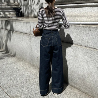 Asymmetrical Shoulder Crop Border T-Shirt
