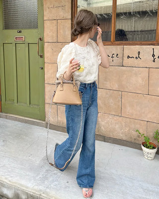 Embossed puff blouse