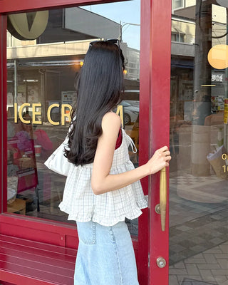 Checked ribbon sleeveless blouse
