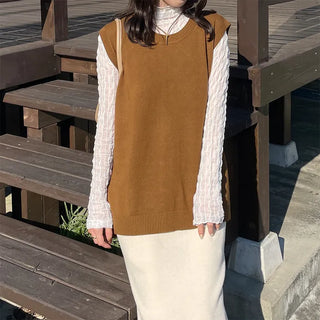Back button detail knit vest