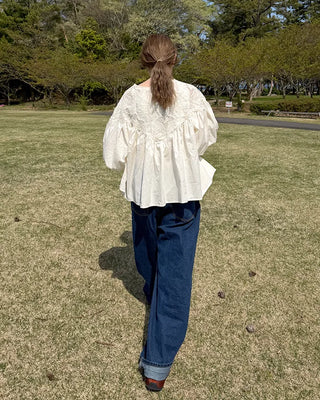 Jacquard lace balloon flare blouse