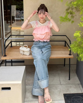 Rolled-up wide-leg denim pants