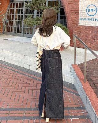 Non-faded H-line denim skirt
