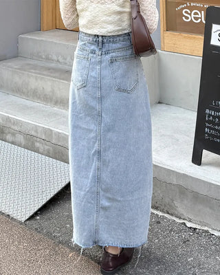 Front slit slim fit denim long skirt