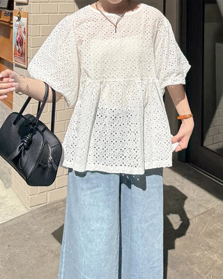 Balloon puff punching blouse