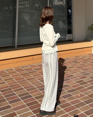 Side lace point sweatpants