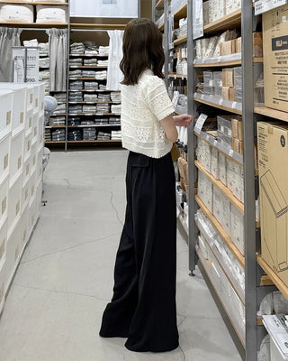 Wide pintuck belted slacks